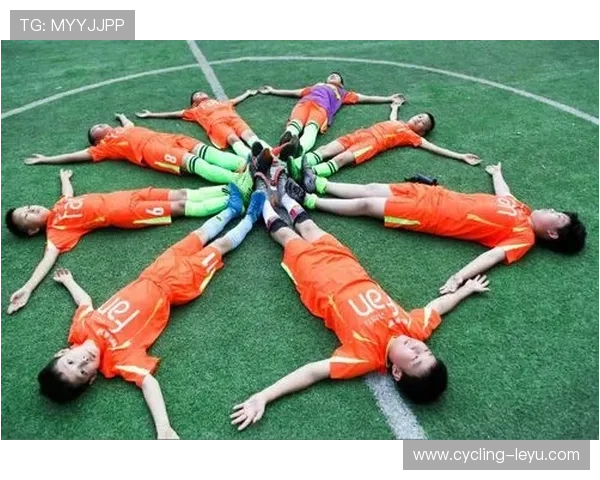 从少年梦想到世界足坛巨星 立志成为足球传奇的奋斗历程 从少年梦想到世界足坛巨星 立志成为足球传奇的奋斗历程