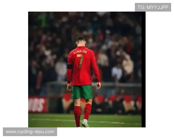 足球明星闪耀光芒特效制作教程，轻松打造炫酷视觉效果